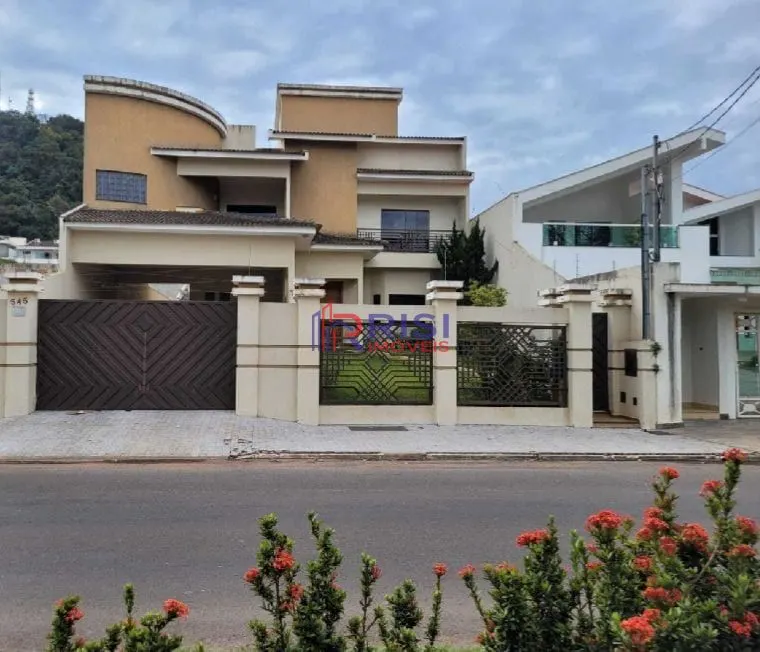 Casa Alto Padrão (Avenida Frei Guilherme Maria)
