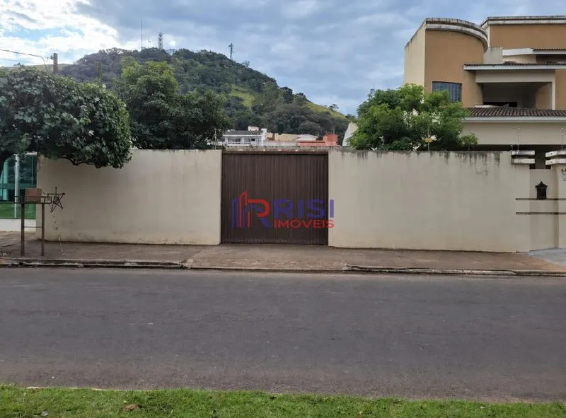 Terreno, venda (Avenida Frei Guilherme Maria)